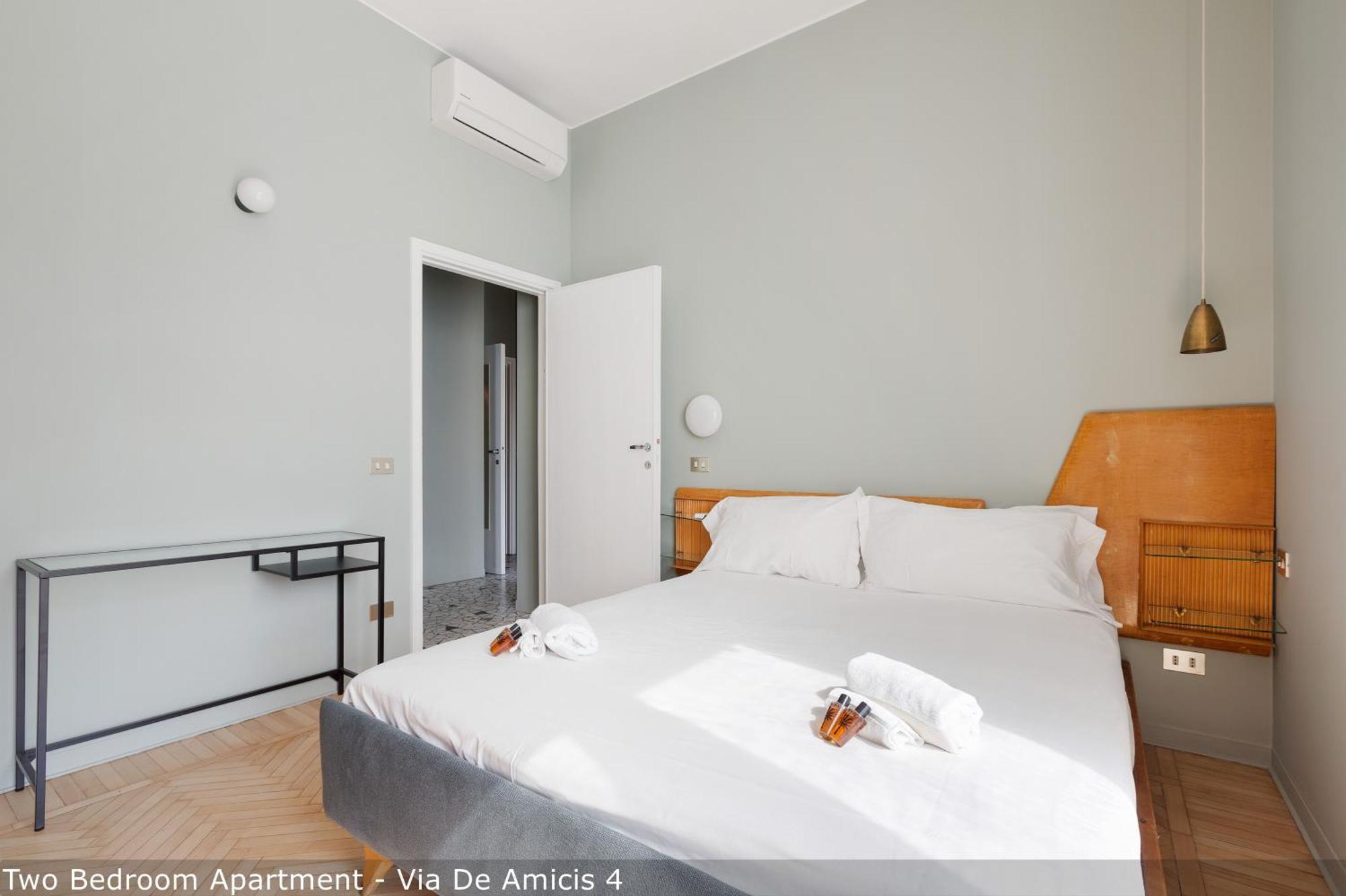Brera Apartments In Porta Ticinese Milan Bagian luar foto